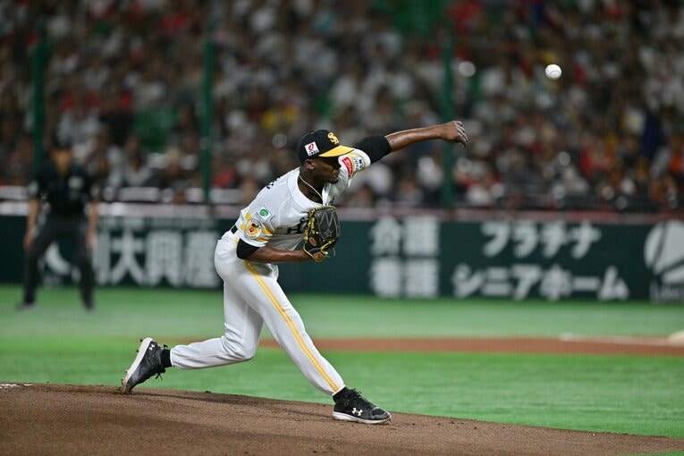 ［第6戦］CS2度目の登板でも力投を見せたモイネロ　©Hideki Sugiyama