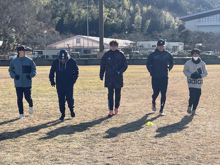 球場で陸上トレも　©Takashi Ishizuka