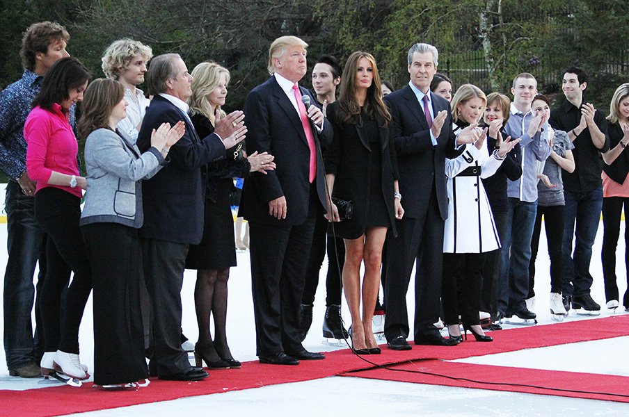五輪金メダリストがトランプ氏を語る。米国大統領選とスケートの奇妙な縁。<Number Web> photograph by Akiko Tamura