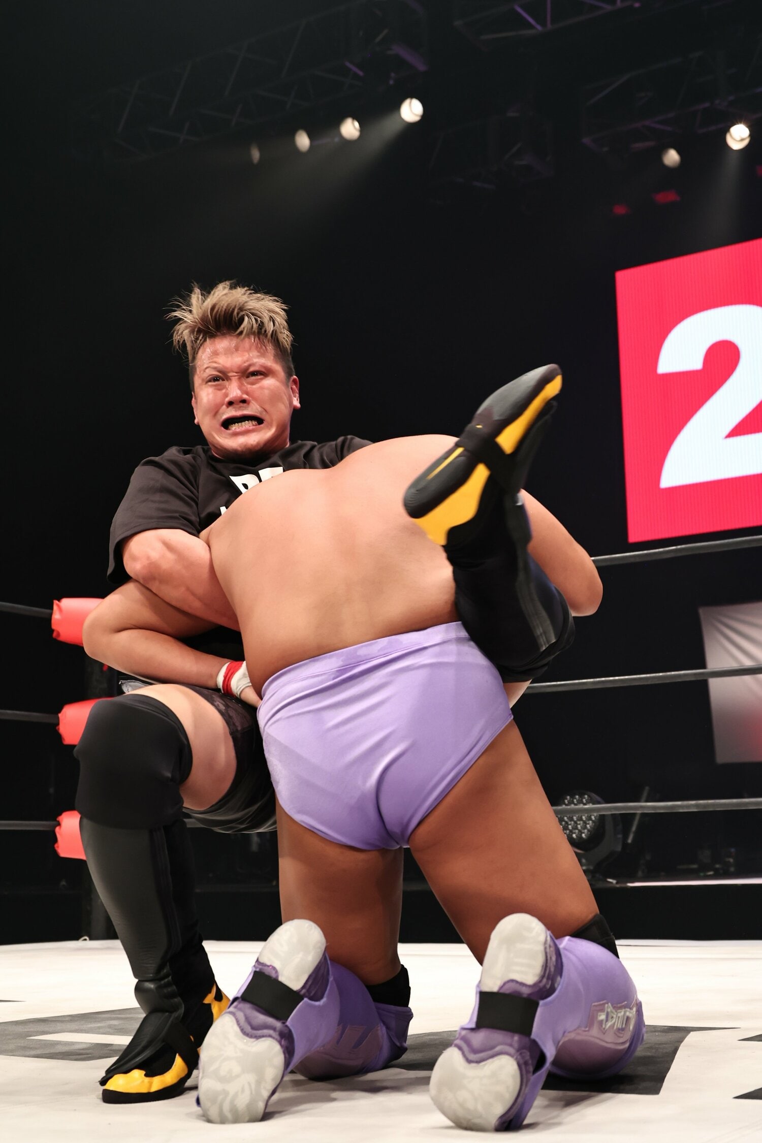 車椅子生活も、上半身の筋肉は衰えなかった　©GLEAT