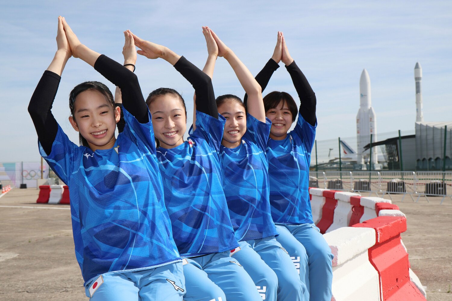 パリ五輪に挑む4選手。左から中村遥香、岡村真、岸里奈、牛奥小羽　©JIJI PRESS