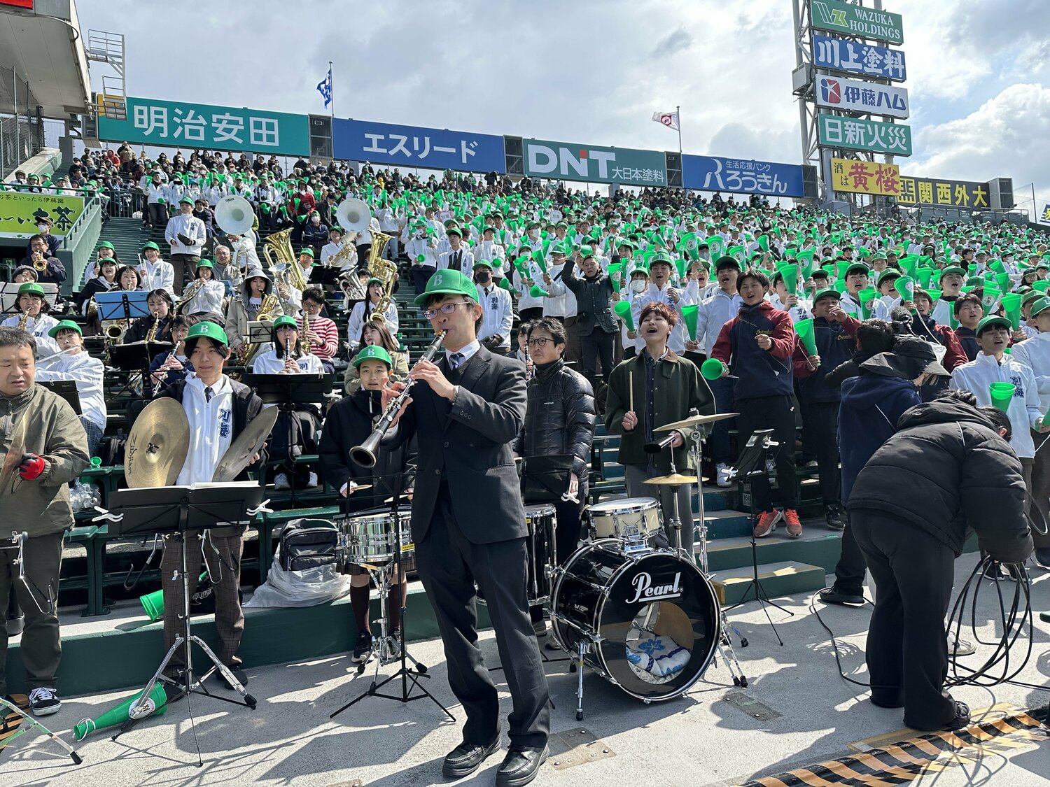 昨春の甲子園で、多くの町民が応援に駆けつけた別海アルプスの様子 ©Yuji Yanagawa