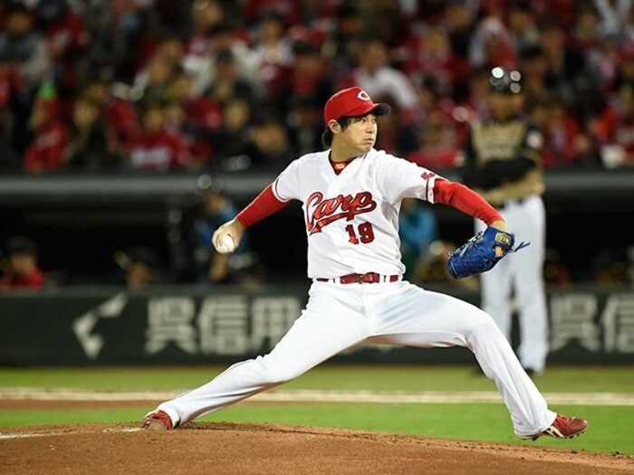 勝つことを知り、優勝の重みを得た。V2狙う広島に黒田の蒔いた種、育つ。<Number Web> photograph by Naoya Sanuki