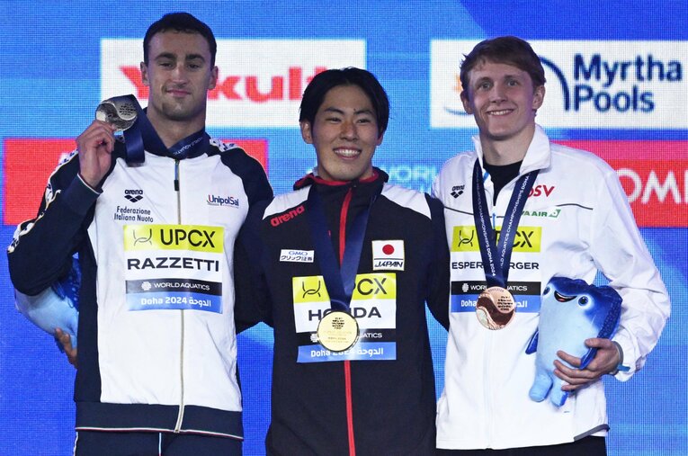 昨年2月のドーハ世界水泳で金メダルを獲得し、夏のパリ五輪はまさかの予選落ちと天国と地獄を経験した本多灯。その経験から何を学んだのだろうか ／ photograph by JIJI PRESS