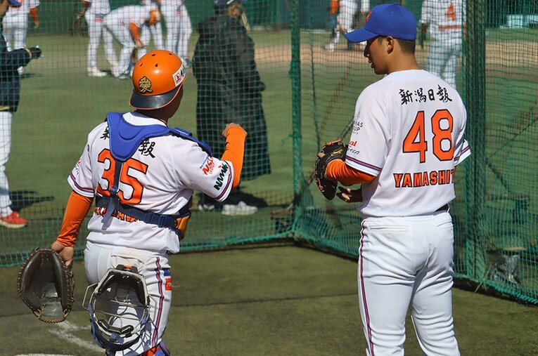 オイシックス新潟の選手たちはプロの道を開くため、どんな日々を送っているのか ／ photograph by Kou Hiroo