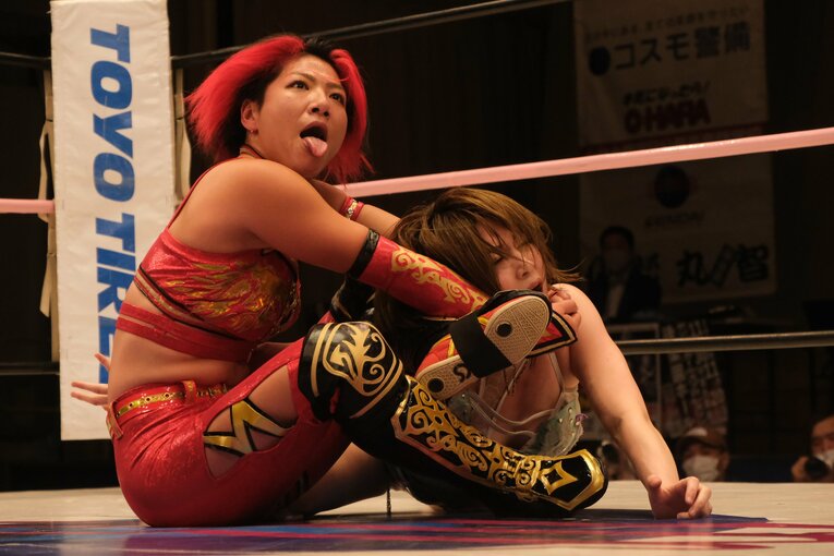 水着グラビアも披露のアイドル路線から急転換…素顔は“オラオラ”、スターダムのベルトも獲得した岩田美香の渇望「総合格闘技かキックにも」(102)