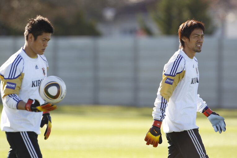 2010年のW杯では大会直前に川島永嗣が正GKとなった　©JMPA