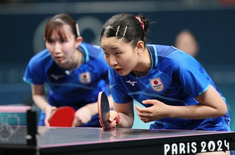 卓球の女子団体決勝、中国に敗れた日本。「どこか試合を楽しんでいるように見えた」張本美和16歳の恐るべきポテンシャルとは ／ photograph by JMPA
