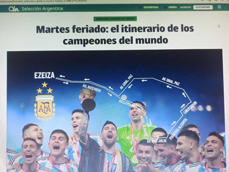 「火曜（20日）は休日：世界チャンピオンたちの優勝パレードコース（空港から市内中心部まで）」