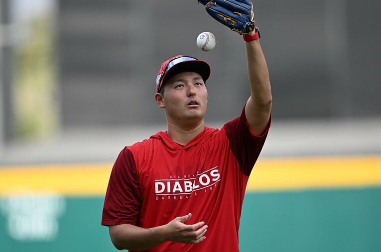 楽天退団のきっかけとなったパワハラ騒動について『週刊プレイボーイ』で語った安楽智大。野球選手としてはメキシコでどのように評価されているのだろうか ／ photograph by Ryu Voelkel