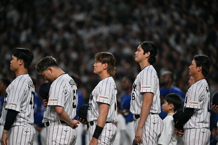 国歌斉唱で感極まった表情を見せた大谷　©Hideki Sugiyama