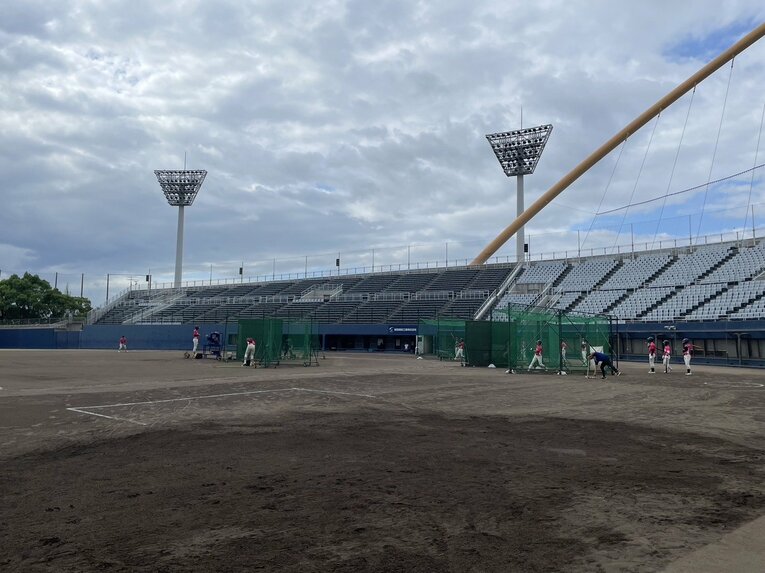 早稲田実業戦、前日の練習。記者・カメラマンは6、7人だけだった