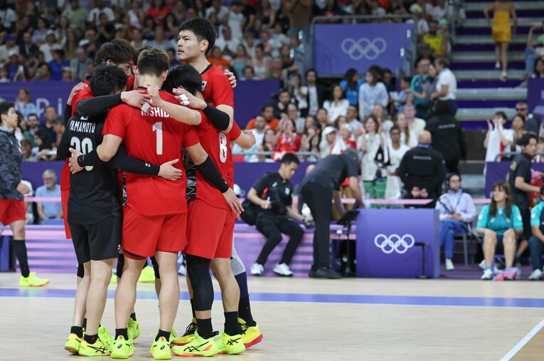 スタッフ全員が勝利を信じて疑わなかったパリ五輪・準々決勝イタリア戦 ／ photograph by Koji Aoki/AFLO SPORT