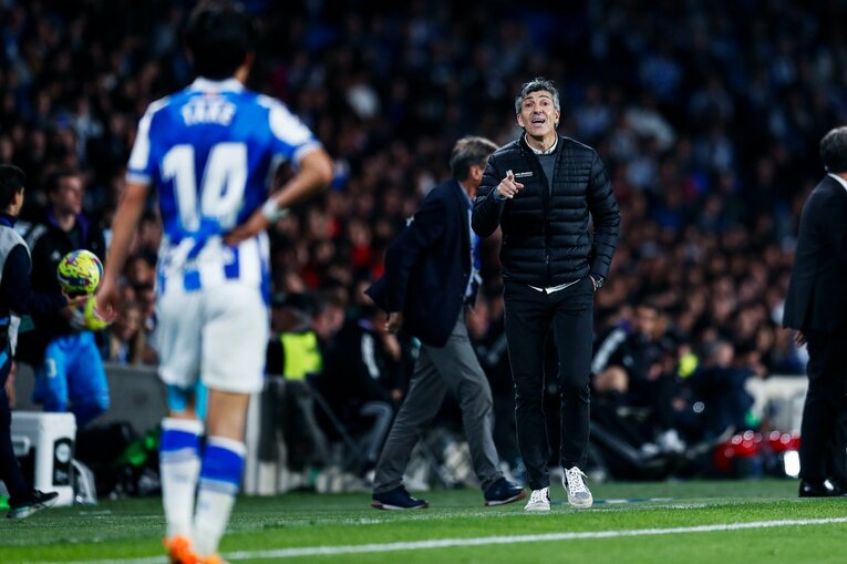 「久保建英がスペイン紙の一面に！」子供サポ「タケが決めるよ」予言通りマドリーを圧倒“ソシエダの熱狂”は翌日も…カメラマンは見た(34)