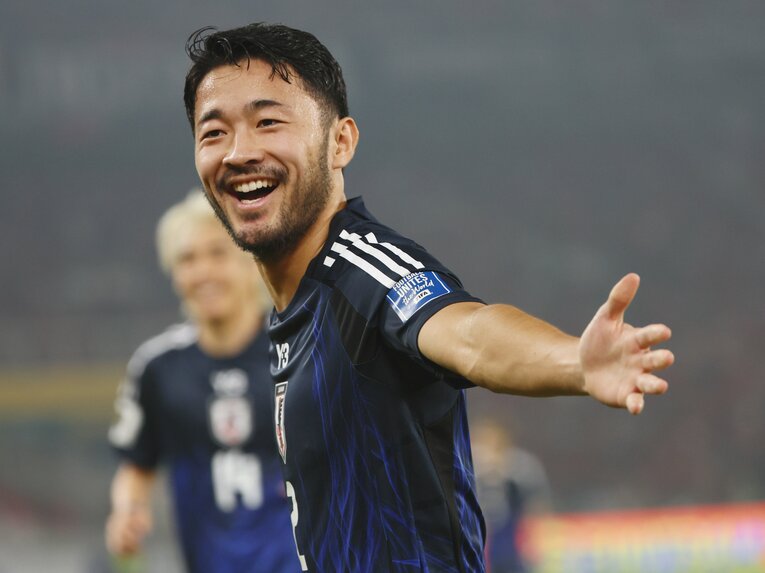 冷静に状況を見極め、強烈なシュートでニアを抜いた　©JIJI PRESS