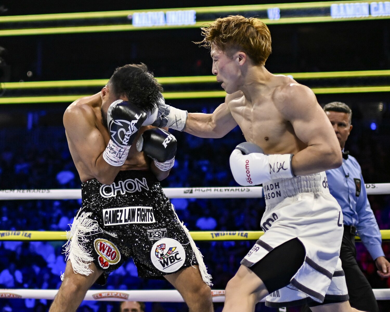 飯田氏が「ここ最近のベストラウンド」と語る4ラウンド、井上の猛ラッシュ　©︎Hiroaki Finito Yamaguchi