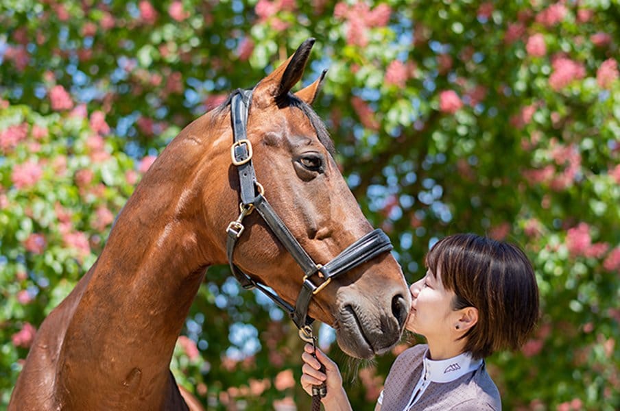 愛馬の「突然の死」を乗り越えた馬場馬術・黒木茜が、東京オリンピックへの挑戦を諦めた理由「一番大切なのは…」