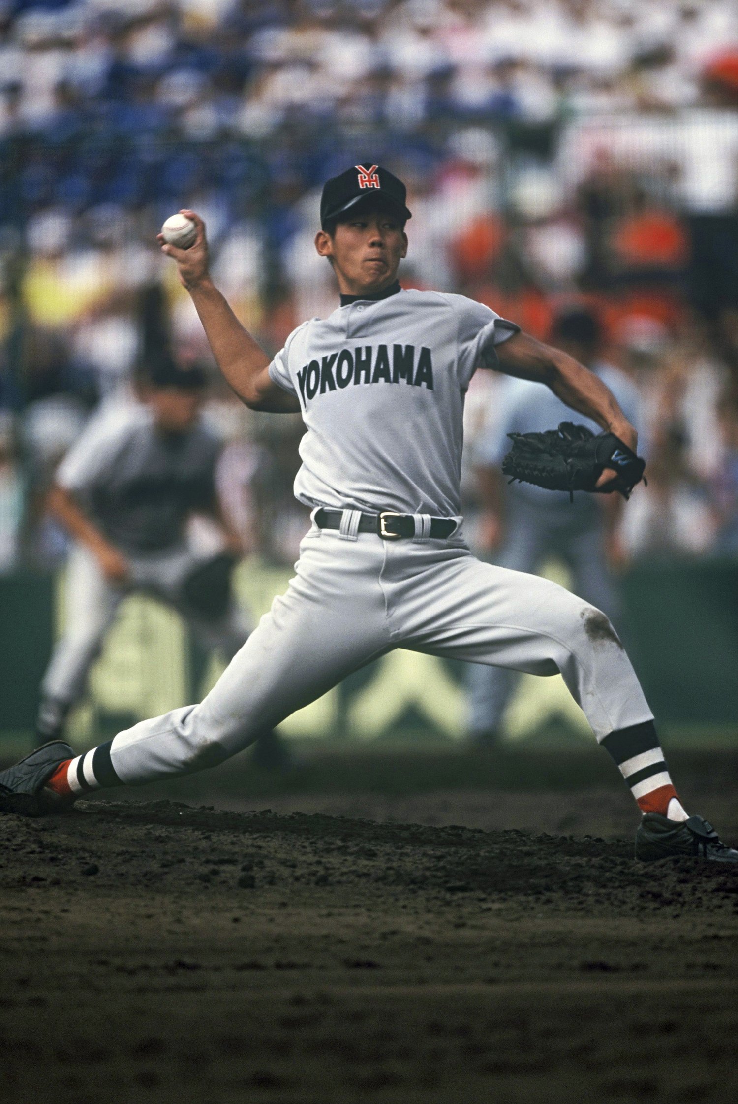 「平成の怪物」と注目され、98年高3のセンバツ、夏の甲子園と優勝した横浜高時代の松坂大輔　©BUNGEISHUNJU