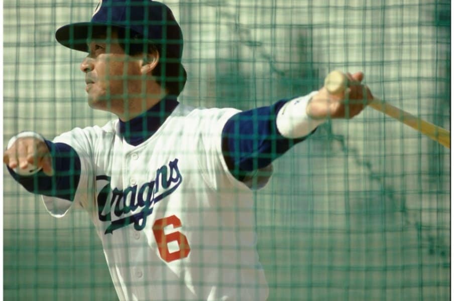 中日に移籍した落合(ロッテ・巨人時代は写真をクリックしていくと見られます)©Naoya Sanuki