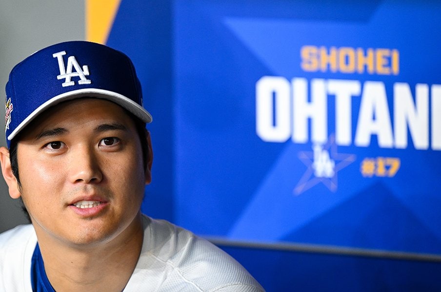 “テレビに映らない”大谷翔平「帰って顔を見るだけで幸せ」パパの柔らかな笑顔…「ショウヘイのサイン絶対欲しい」名守護神は番記者に球宴で熱弁＜Number Web＞ photograph by Gene Wang - Capture At Media/Getty Images