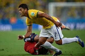 欧州で大ブレイク＋W杯出場→W不倫疑惑や離婚など大モメ私生活… 超人フッキ35歳、漫画みたいな傍若無人さ