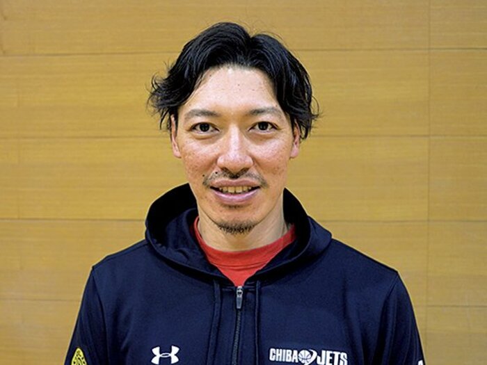 伊藤俊亮(SNS使いBリーガー)~スポーツの現場で働く“プロ”に直撃!~<Number Web> photograph by Shinya Kizaki