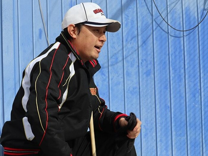 浦和学院監督兼心理カウンセラー(31歳)が考える“叱り方わからない問題” 怒りを力に“変えられた”平野歩夢、しかし高校球児は…<Number Web> photograph by Yuki Kashimoto