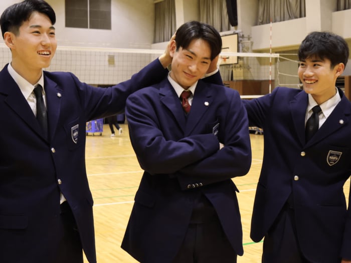 「お前のせいで負けた」“スーパー1年生”を本気で叱った先輩の本音「海司がすごいことはわかってる。でも特別扱いしない」清風・西村海司に託された春高優勝＜Number Web＞ photograph by Yuko Tanaka