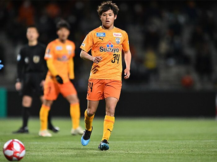 公式戦3発で一気にブレイク!J1清水・滝裕太が秘める可能性。<Number Web> photograph by J.LEAGUE