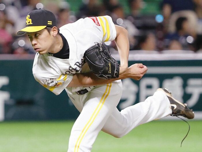 先発の未練を捨てセットアッパーに。岩嵜翔が10年目で得た「ベスト」。＜Number Web＞ photograph by Kyodo News