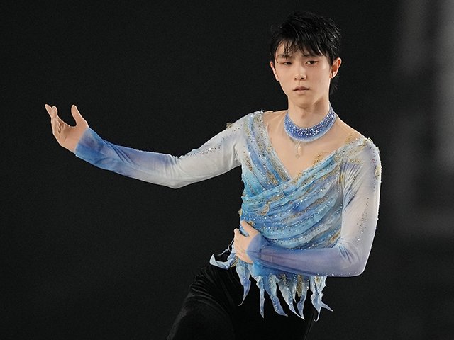 日本代表、羽生結弦――」東京ドーム公演中に行った緊迫の“6分間練習”…3
