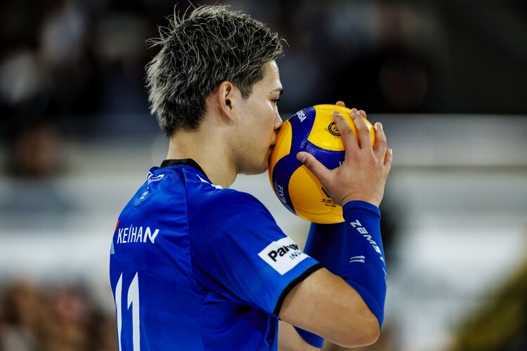 じつはあの後、マサさんに電話しました」男子バレー西田有志が“SV