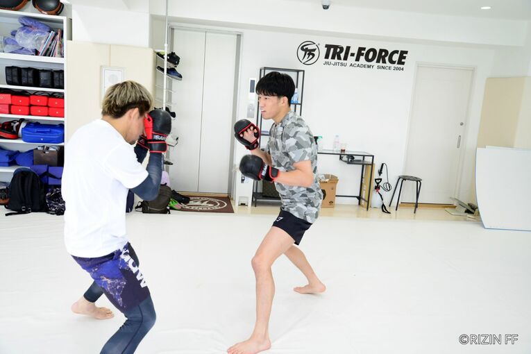 RIZIN.28、那須川天心の「1vs3」マッチは“企画もの”か“大ピンチ”か？ 東京ドームで朝倉海、朝倉未来を待つ試練とは(2)