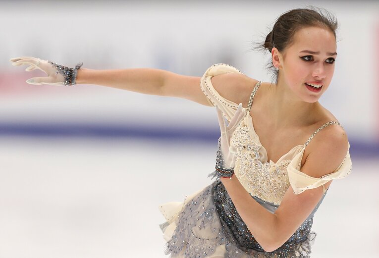ワリエワ同じエテリ・トゥトベリーゼ門下生でもあるザギトワ