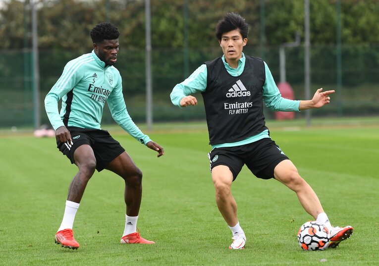 パーティーと冨安　©Getty Images