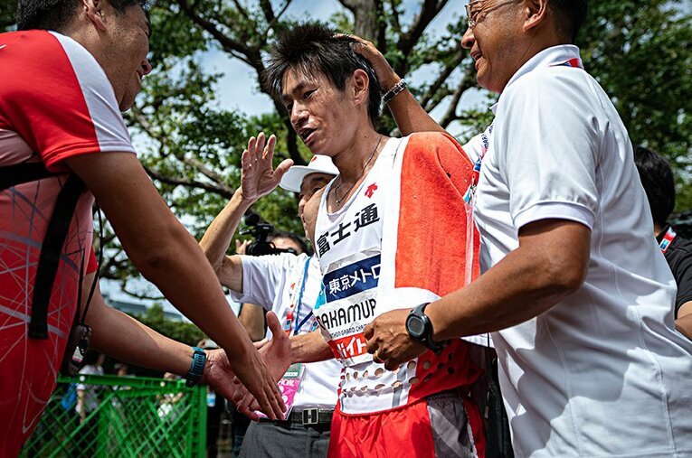 五輪切符のかかる大舞台で、冷静な走りで優勝した中村匠吾。 ／ photograph by Takuya Sugiyama