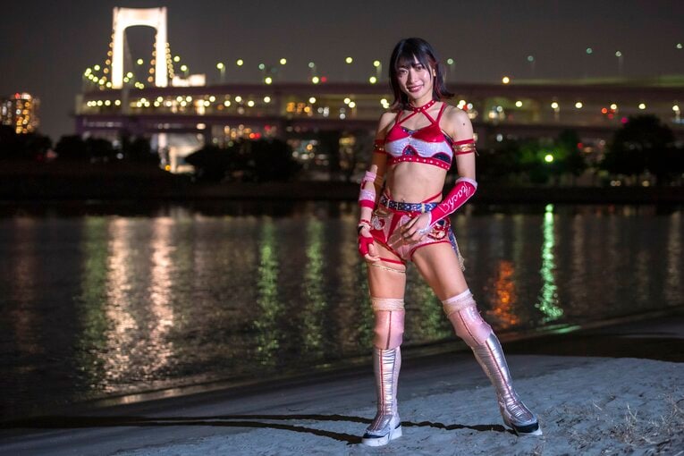 「芸能人に何ができる」批判も…大河出演女優・向後桃が辿り着いた“約束の地”「私はスターダムでプロレスがしたい」《特別グラビア》(26)