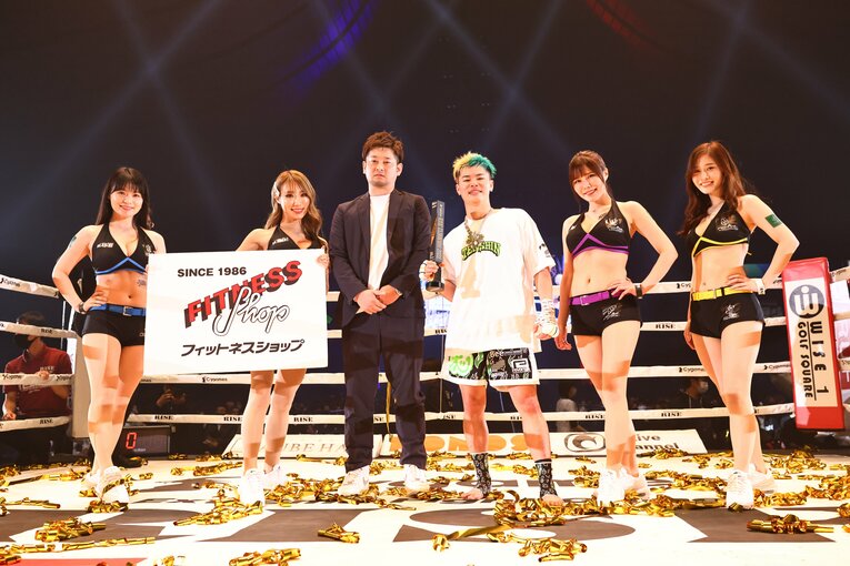 那須川天心のRISE卒業試合、“親子喧嘩”大苦戦の収穫とは？ 6.19武尊戦「何が何でも勝つ」発言から読み解く、大一番の戦術(29)