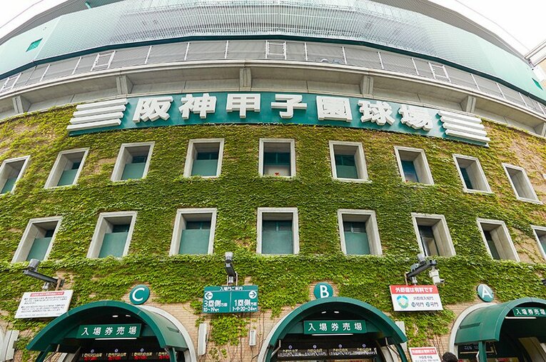 「野球留学生が増える=強くなる」は本当なのか。夏の甲子園「都道府県別勝利数」を見てみると… ／ photograph by AFLO