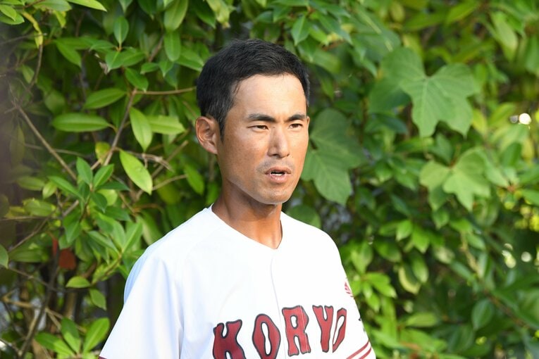 中井哲之前監督に代わって指揮を執るこことなった松本健吾新監督、34歳 ©Kota Inoue