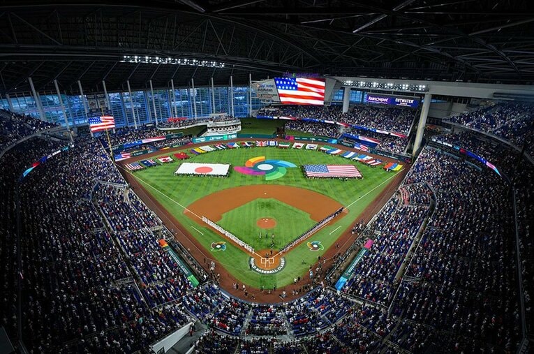 アメリカで行われたWBC決勝戦。日米決戦は日本が勝利し、日本では盛り上がったが、アメリカでは… ／ photograph by Getty Images