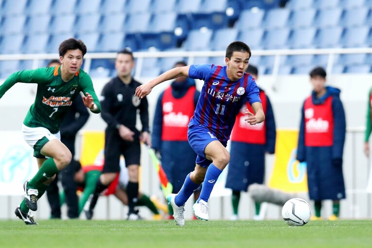 攻守に大きく貢献した廣澤　©︎Naoki Nishimura/AFLO SPORT