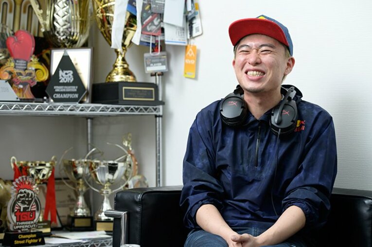 世界最強の格闘ゲーマーはどんな人？ボンちゃんが語る仕事論と結婚観。(2)