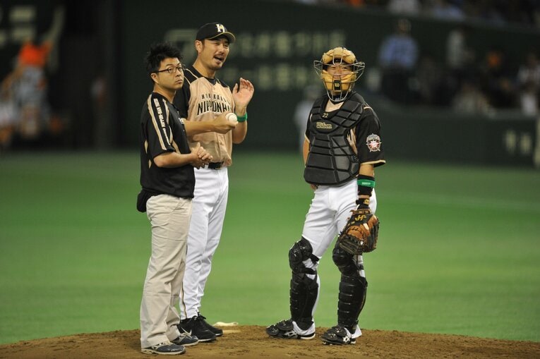 日本ハム投手コーチ時代（2013年）　©︎Hideki Sugiyama