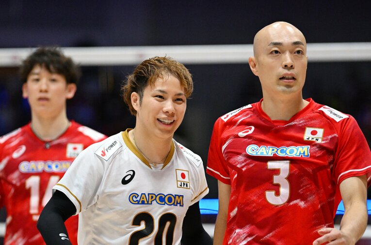今季はスタメンセッターを任された深津英臣（36歳）。「助けたい」と話していたリベロ山本智大らの声も大きな助けになった ／ photograph by JVA/AFLO SPORT