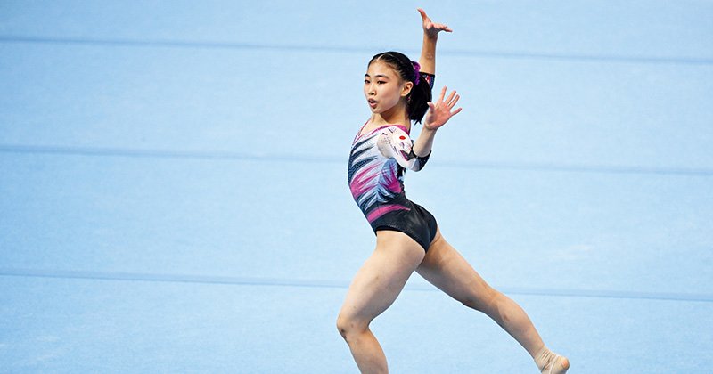 岸里奈「体操女子の新星は天井知らずの16歳」 - 体操日本代表 - Number