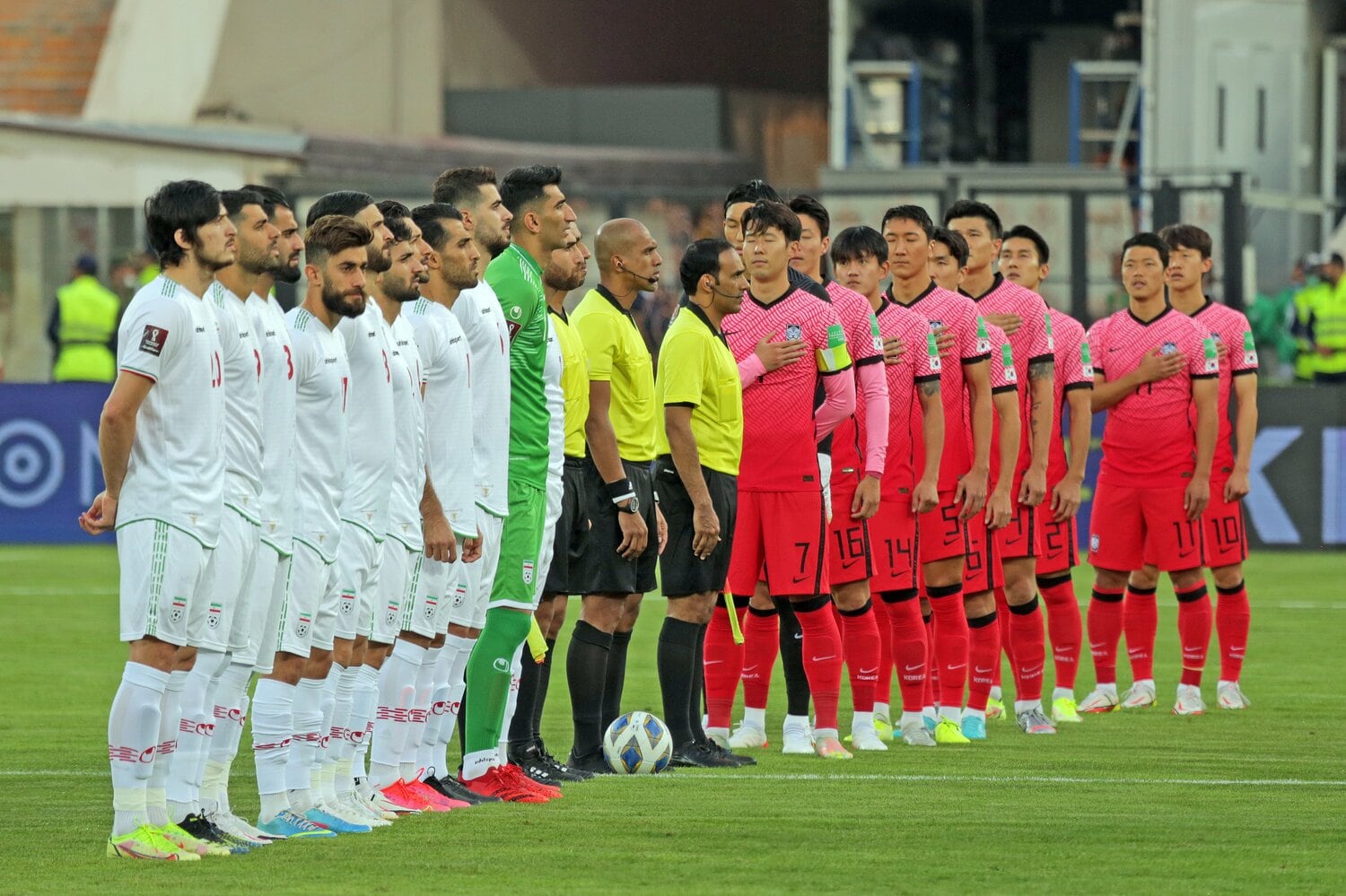 イラン戦での韓国代表　©Getty Images