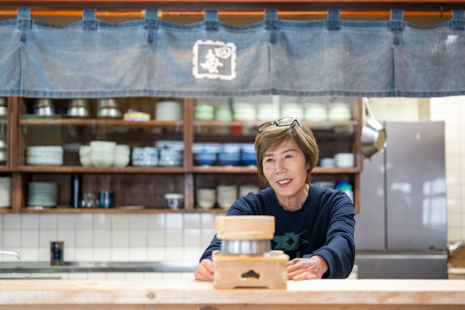 現在は浅草にて、夫と「やき鳥・釜めし 田毎」を営む ©Shiro Miyake
