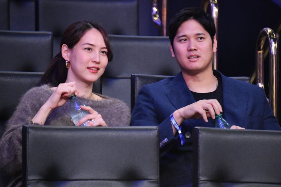 結婚は大谷翔平をどう変えたのか？ 監督へのプレゼントも「実際は真美子だと思うよ（笑）」家族との時間が生んだ“ある変化”「1人でいるよりも…」＜Number Web＞ photograph by Getty Images