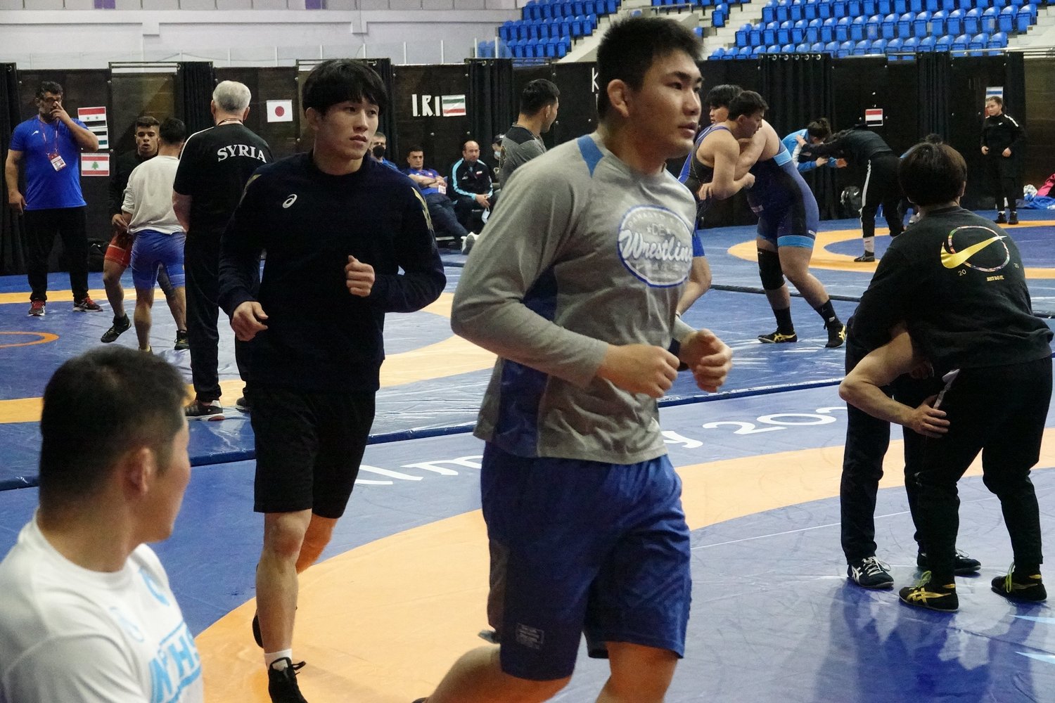 乙黒（左）の練習風景　©Koji Fuse